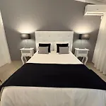 Cristina 17 - Pool & 10 Min Walk From וילה אלבופיירה