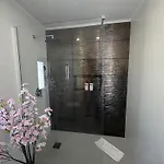 Cristina 17 - Pool & 10 Min Walk From *