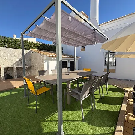 Cristina 17 - Pool & 10 Min Walk From *