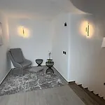 Cristina 17 - Pool & 10 Min Walk From Villa
