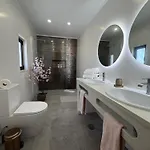 Cristina 17 - Pool & 10 Min Walk From البوفيرا