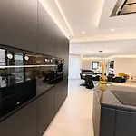 Cristina 17 - Pool & 10 Min Walk From Вилла Албуфейра