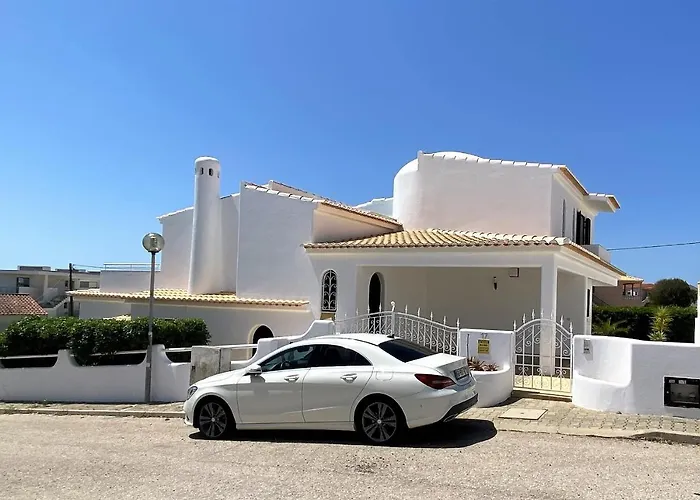 Cristina 17 - 500 M From The