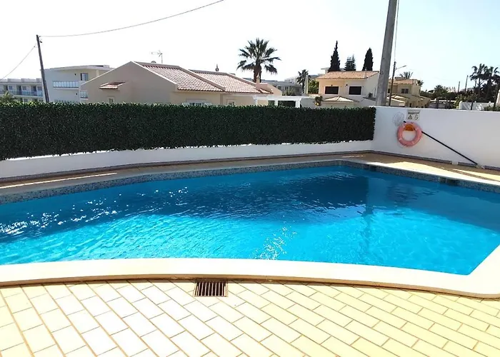 Cristina 17 - 500 M From The فيلة البوفيرا