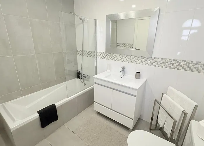 Cristina 17 - 500 M From The *