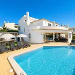 别墅 Cristina 17 - Pool & 10 Min Walk From