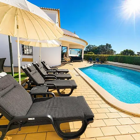 Cristina 17 - Pool & 10 Min Walk From Βίλα